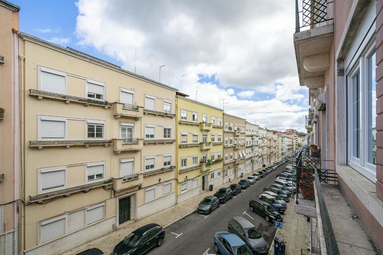 Whome Hideaway Family Apartment #2 Lisbon Bagian luar foto